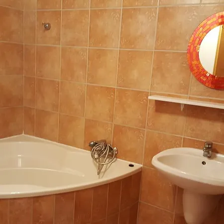 Nora Ii. Apartman Bük